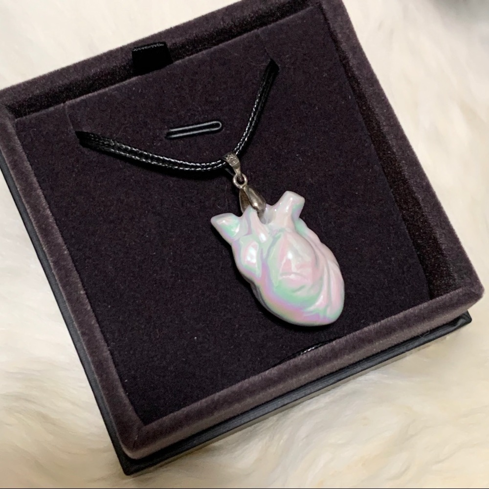 HOLOGRAPHIC anatomical heart pendent necklace